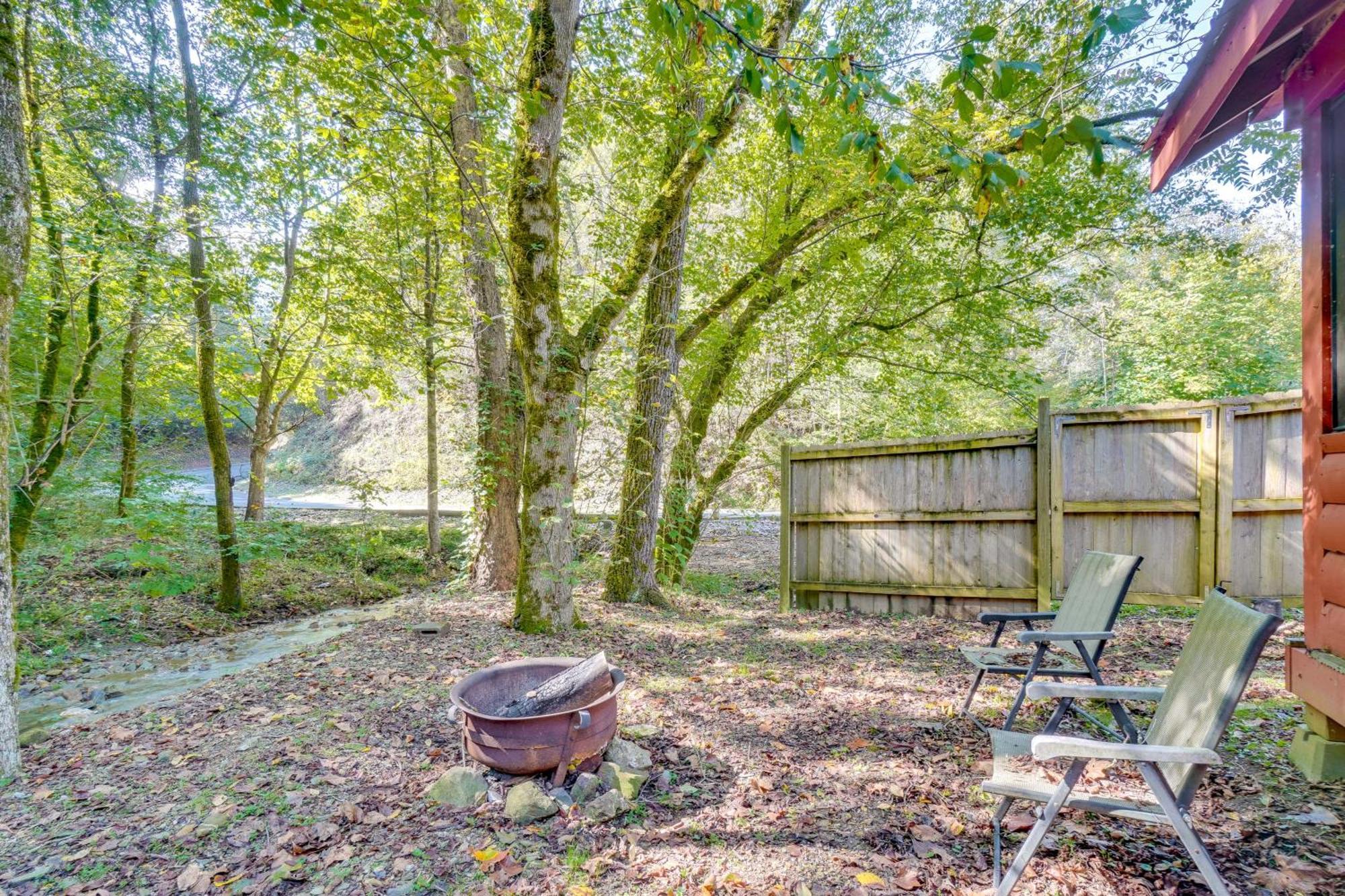 Just Fur Relaxin Sevierville Cabin With Hot Tub! Exterior foto